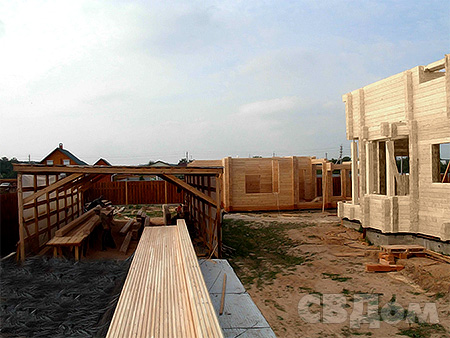 монтаж клееных деревянных конструкций дома из клееного бруса